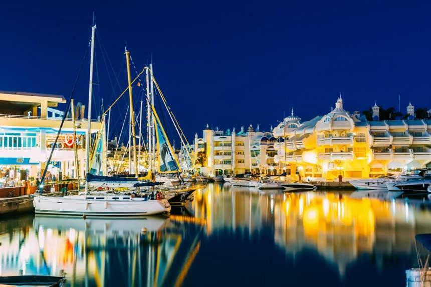 Apartamento Marina Beach ベナルマデナ エクステリア 写真